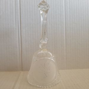 24% Lead Crystal Bell Flower Eched Design 8” Artmark